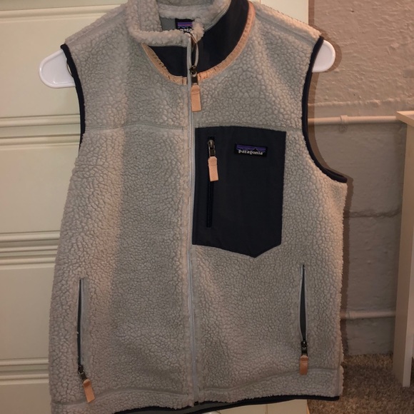 Patagonia Jackets & Blazers - Women’s Patagonia Vest